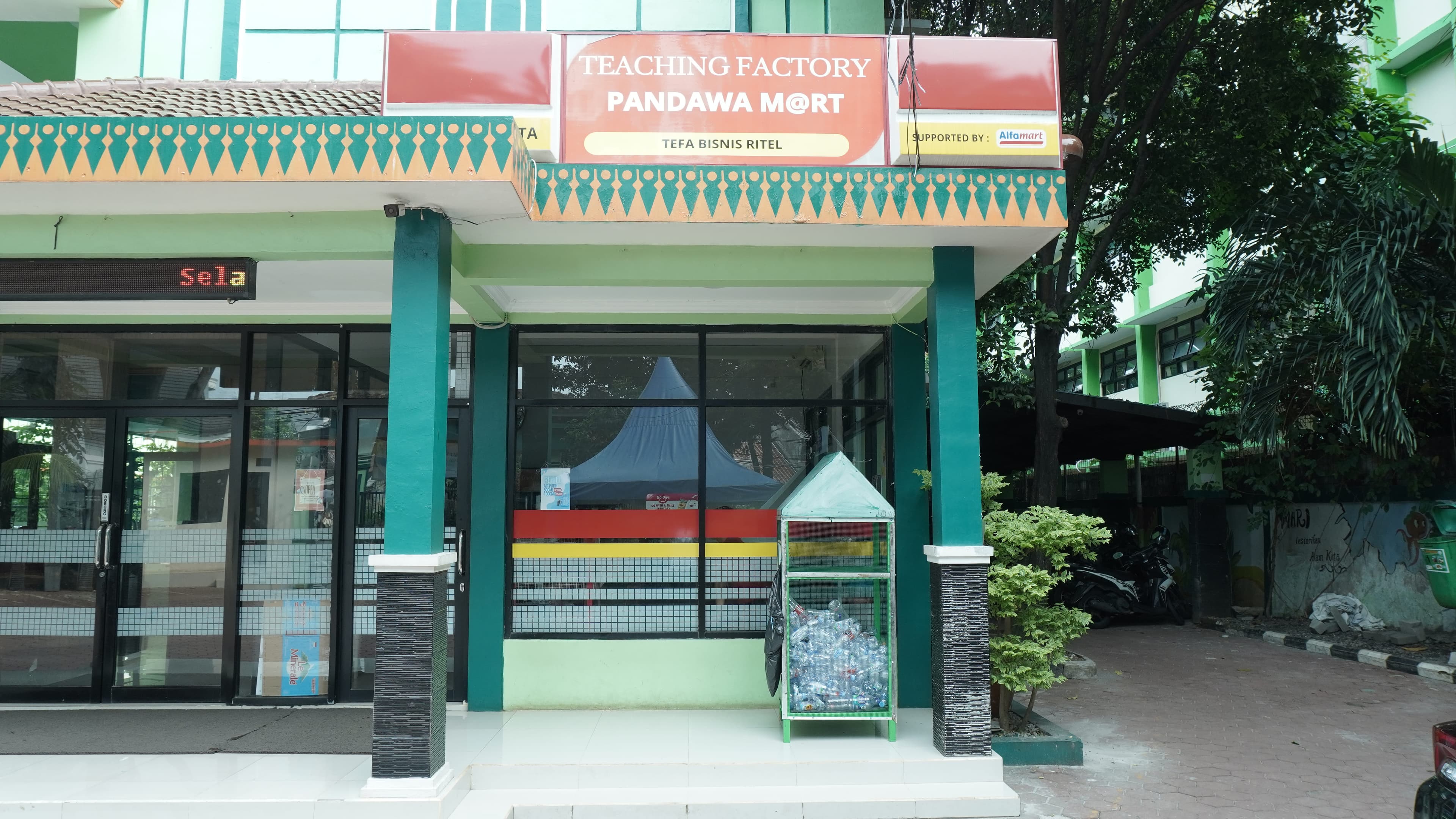 Bussines Centre