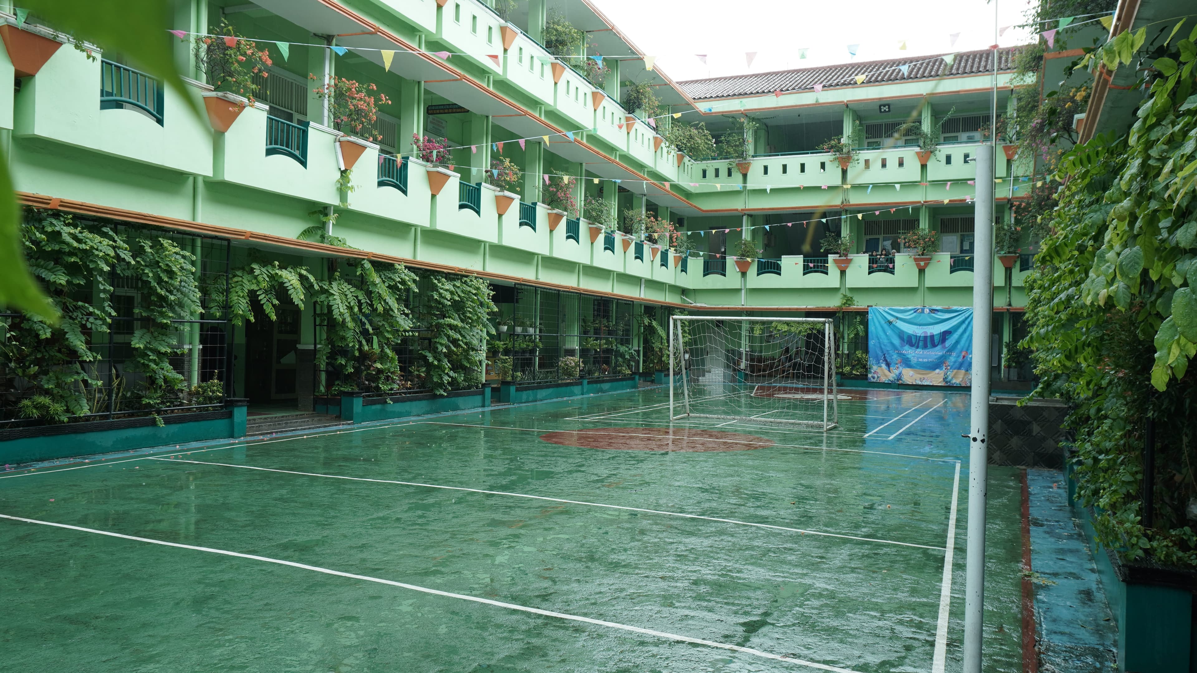 Lapangan SMKN 19 — Foto 1
