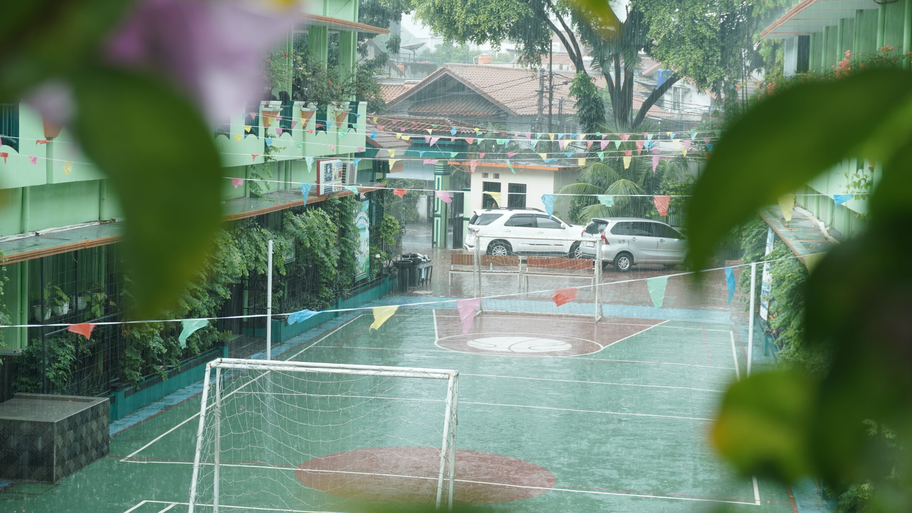Lapangan SMKN 19 — Foto 2