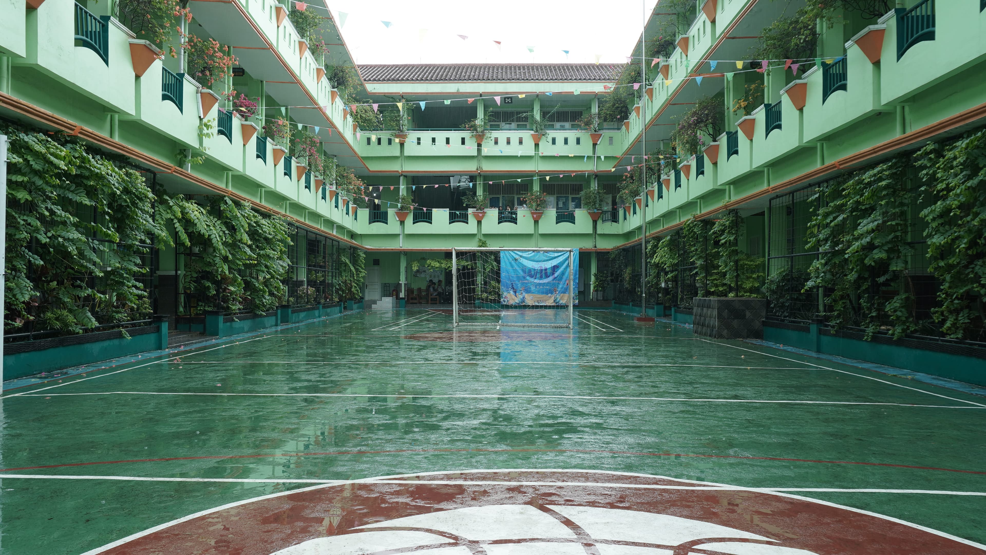 Lapangan SMKN 19 — Foto 6